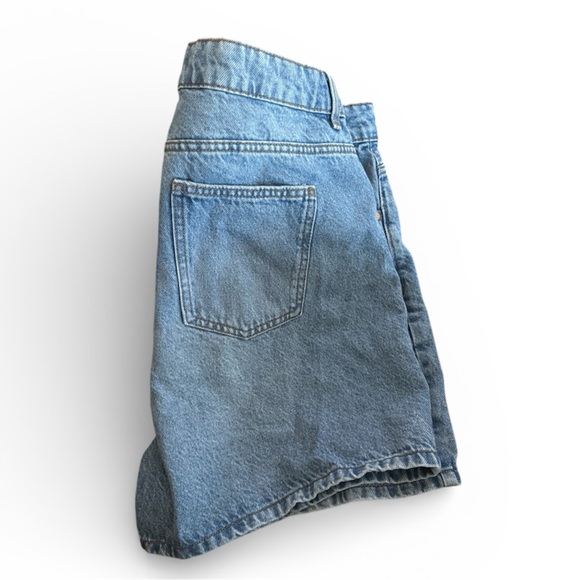 PrettyLittleThing DENIM SHORTS - Picture 2 of 5